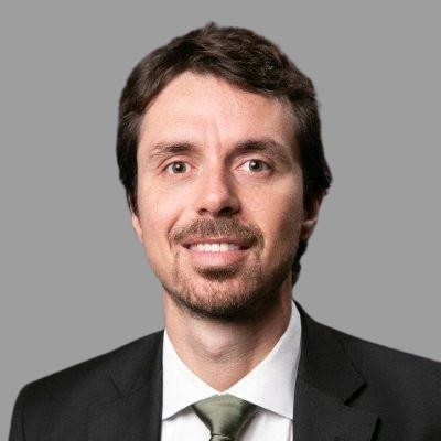Dr. Pedro Barata